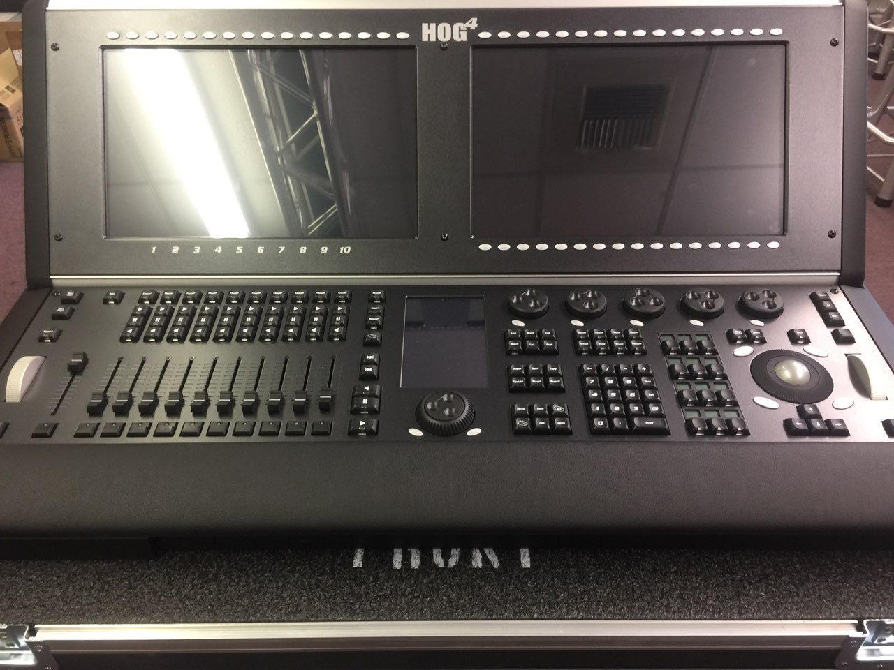 High End Systems Hog 4 Flagship Console